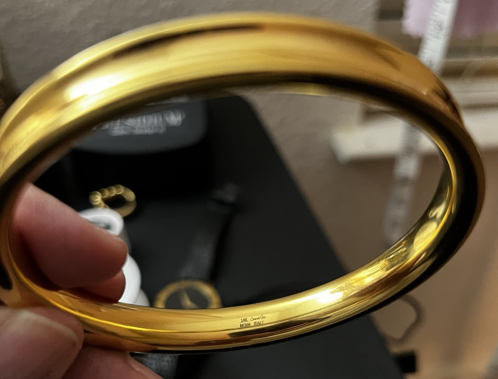 Milor Italy 14K Gold Resin Core 8mm Glossy Bangle Bracelet 22.8g Size 7.5