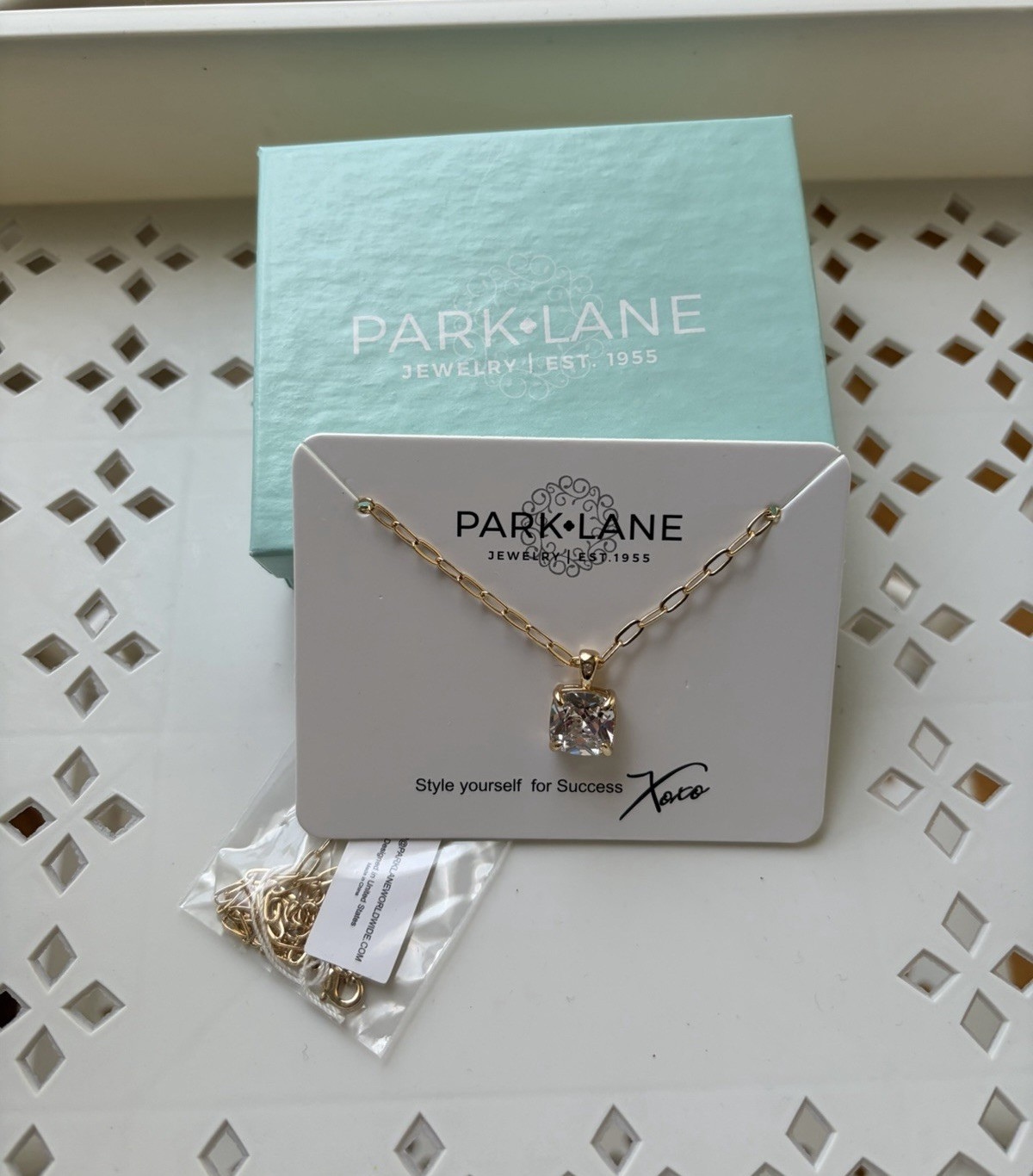 Park Lane Veil Necklace