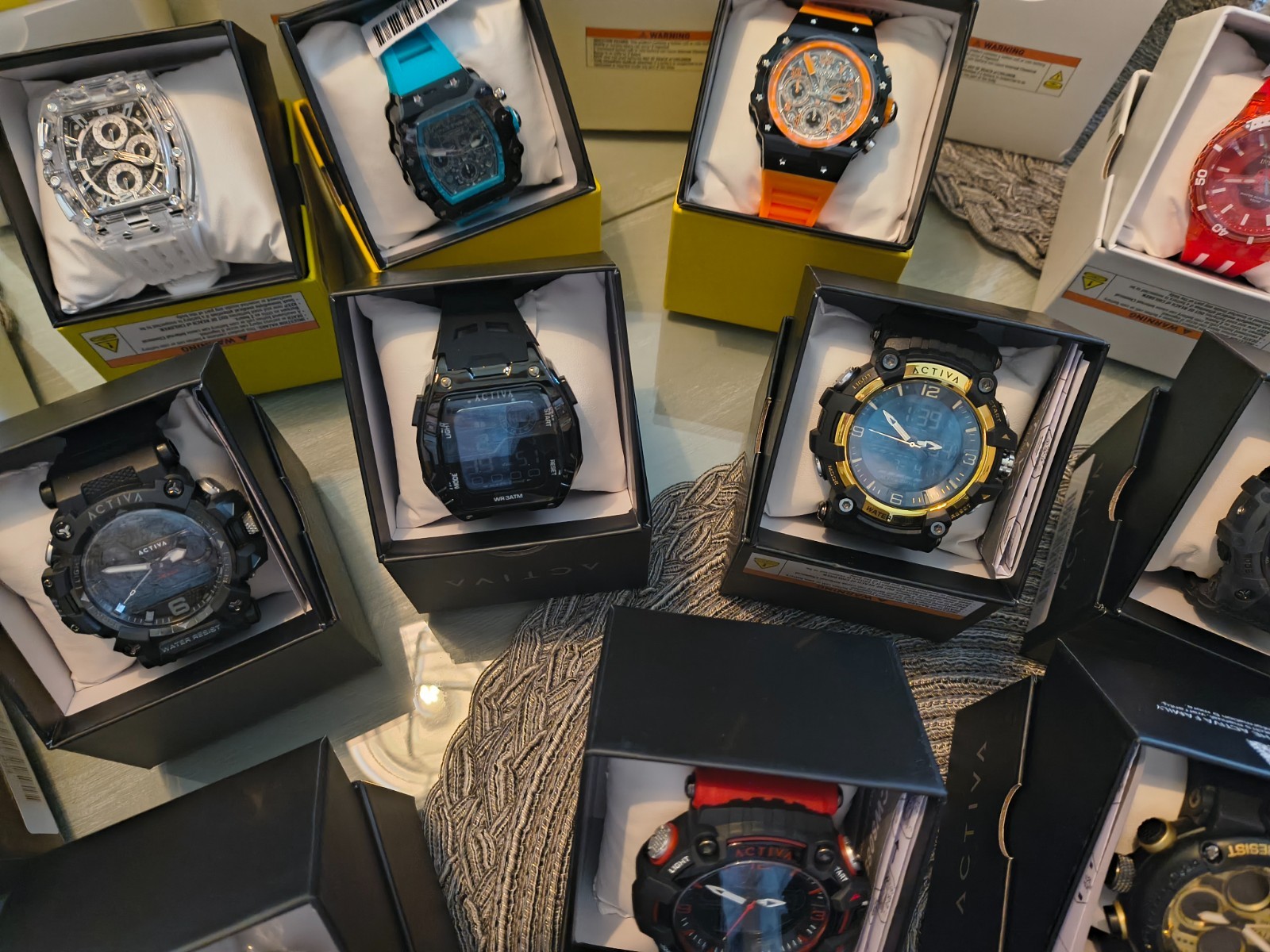 Invicta Watch Lot of 20 to include 14 Activa watches and 15 slot Hard Case