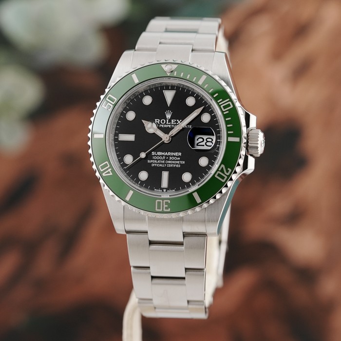 ROLEX Submariner Date 41 126610LV Warranty 2023 Box/Paper