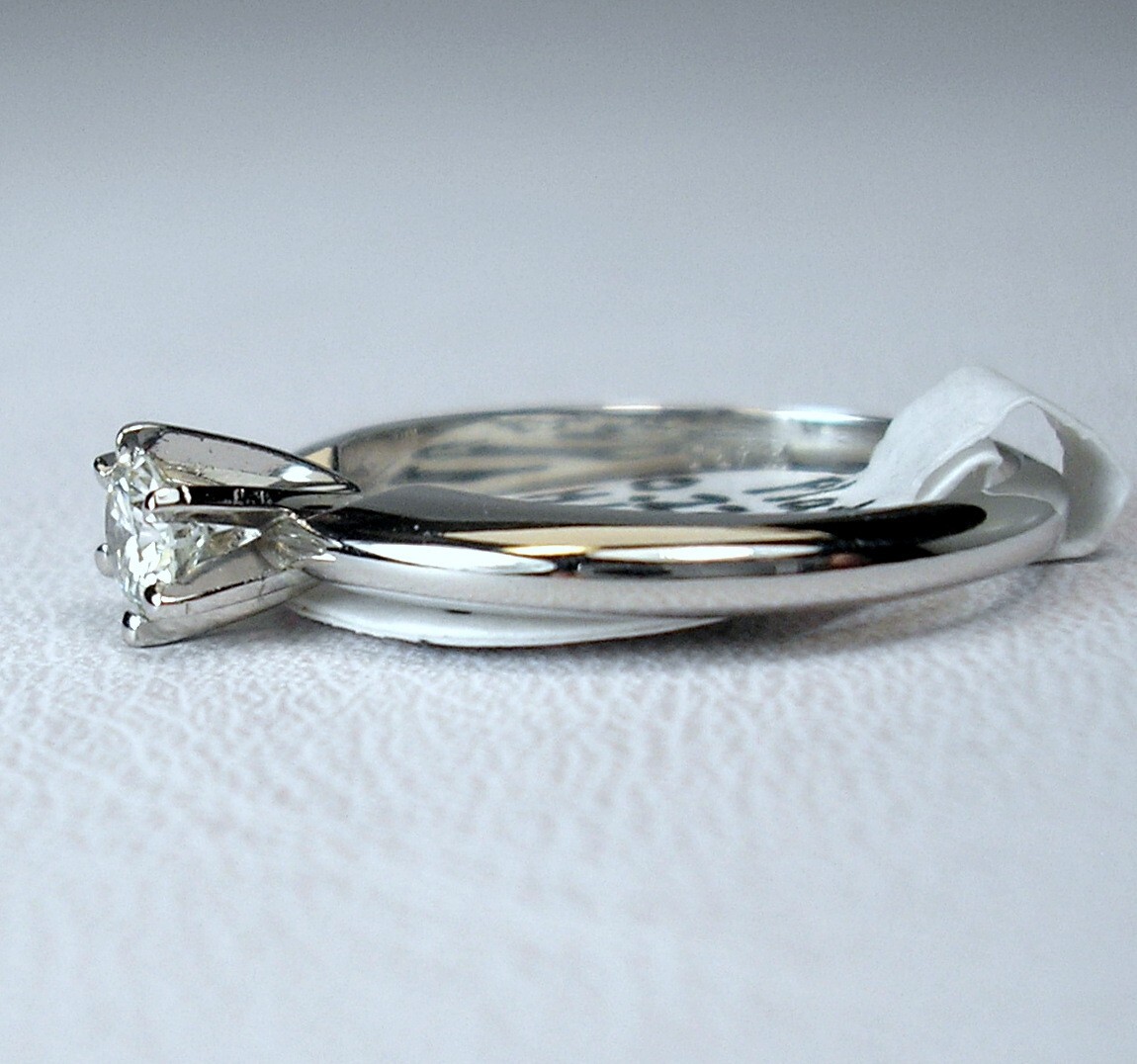 0.23 ct Round H/VVS-2 Natural Diamond Platinum Solitaire Ring Was $1,595 Video
