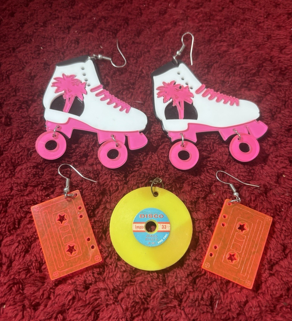 Retro Quirky Earrings – Roller Disco! – Roller Skates & Cassettes – Vinyl Charm