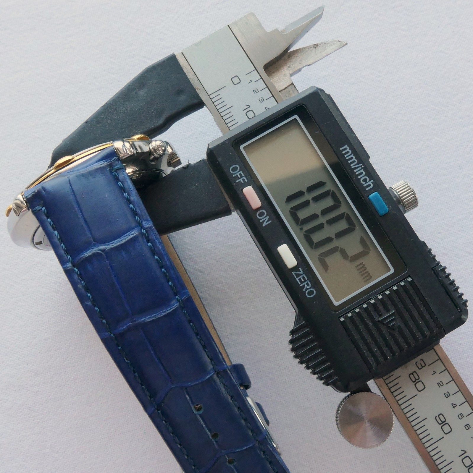BMW Classic Retro Sport Car Accessory Design Made in Germany Watch Chronograph