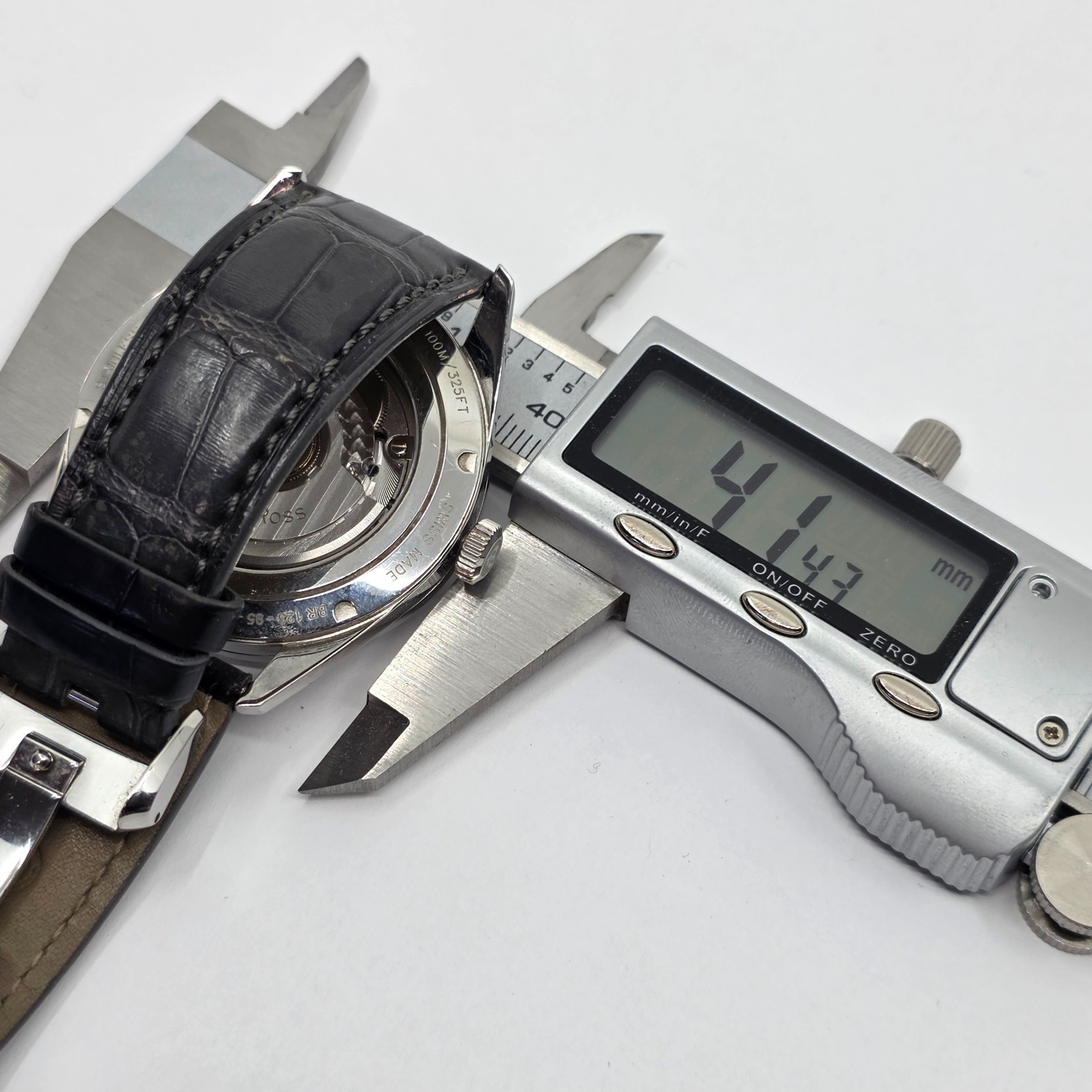 Bell & Ross Officer Automatic Steel 41mm Silver Dial on Strap BR123-95-SP