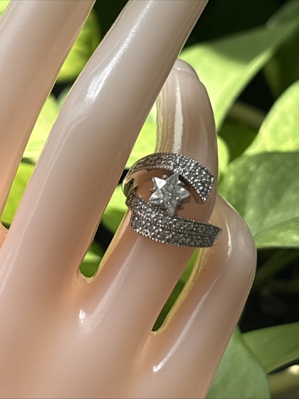 Sterling Silver Palladium Cubic Zirconia Bold Shooting Star Ring Size 6
