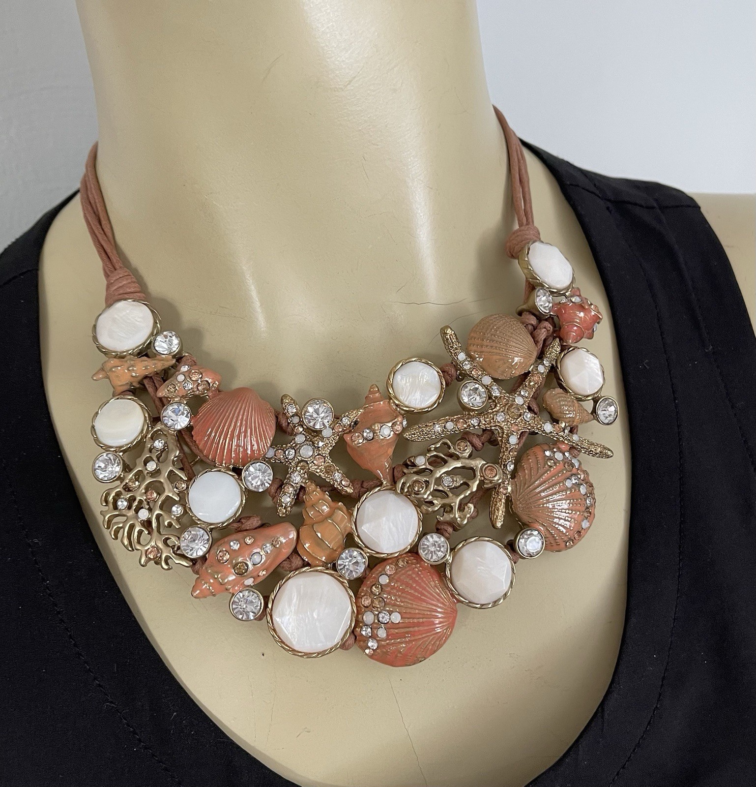 ST THOMAS Nautical Shell Beach Ocean Theme Statement Bib Necklace 18” to 20”