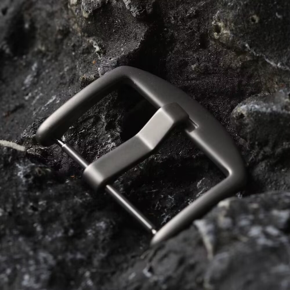 High-end Titanium Buckle 20 22 24MM Leather Rubber Watch Buckle Accessories