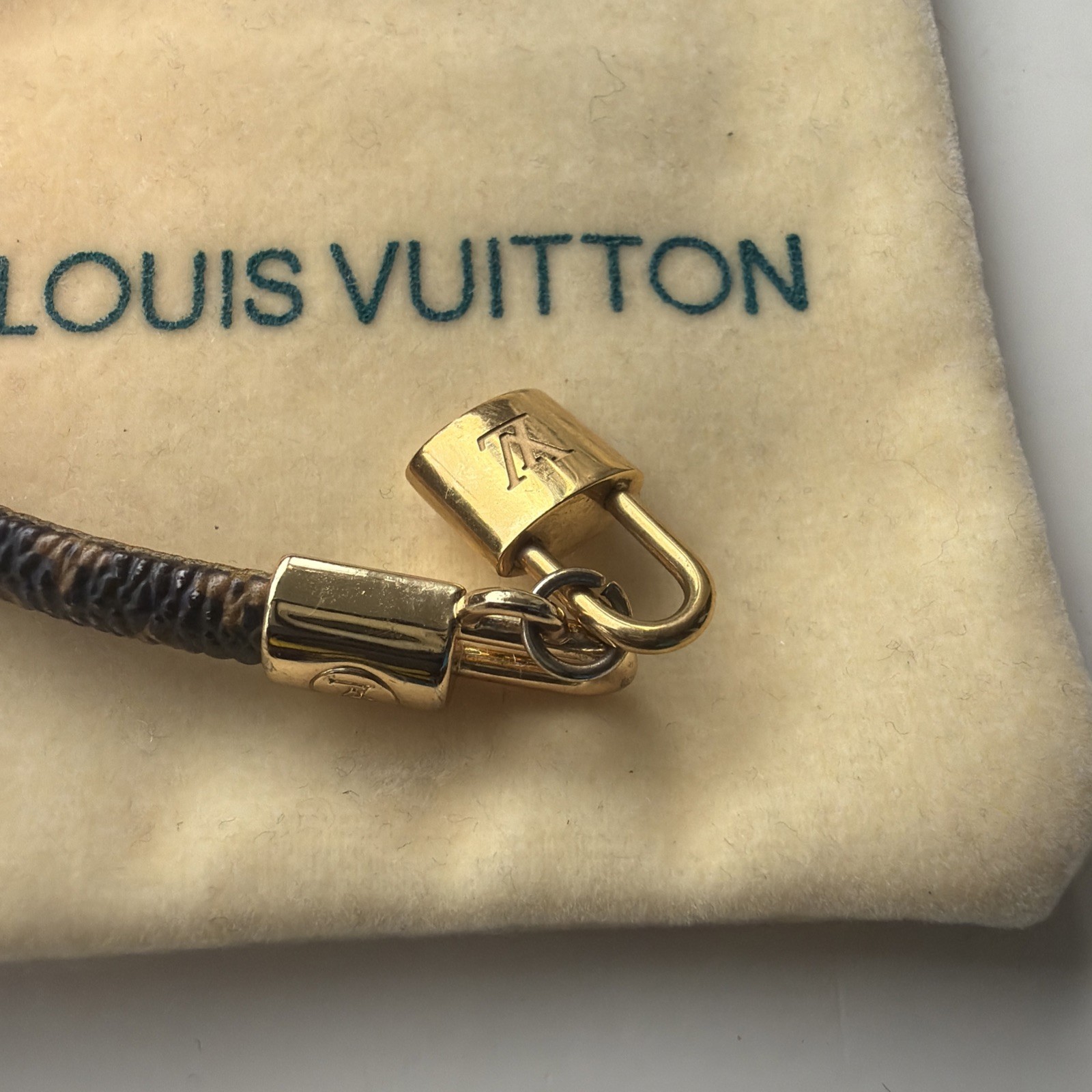 Louis Vuitton Golden Lock Charm Leather Bracelet With Dust Bag PreOwned 7.5 in