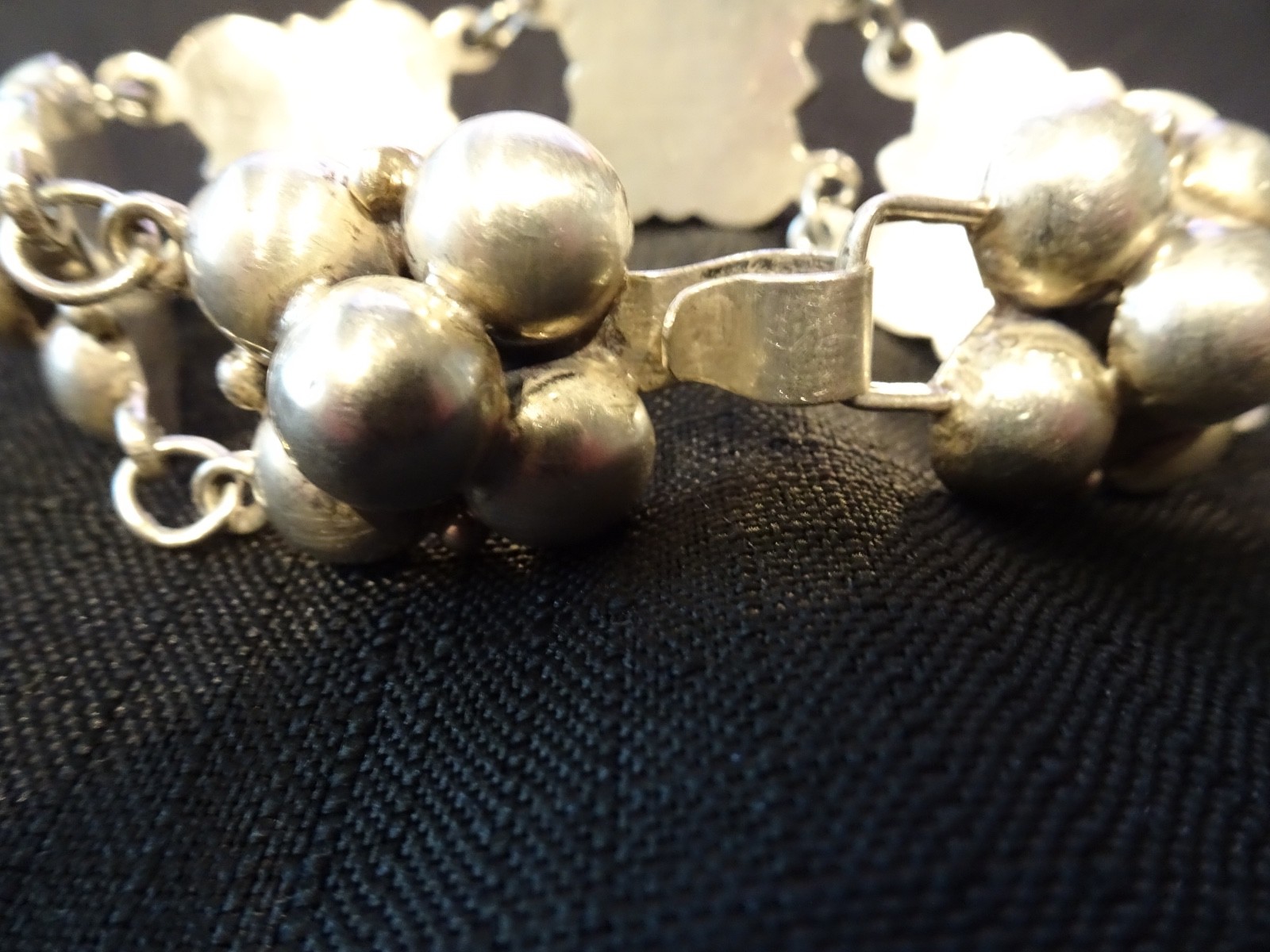 # 506-VINTAGE STERLING SILVER MEXICO SILVER BRACELET-VERY NICE
