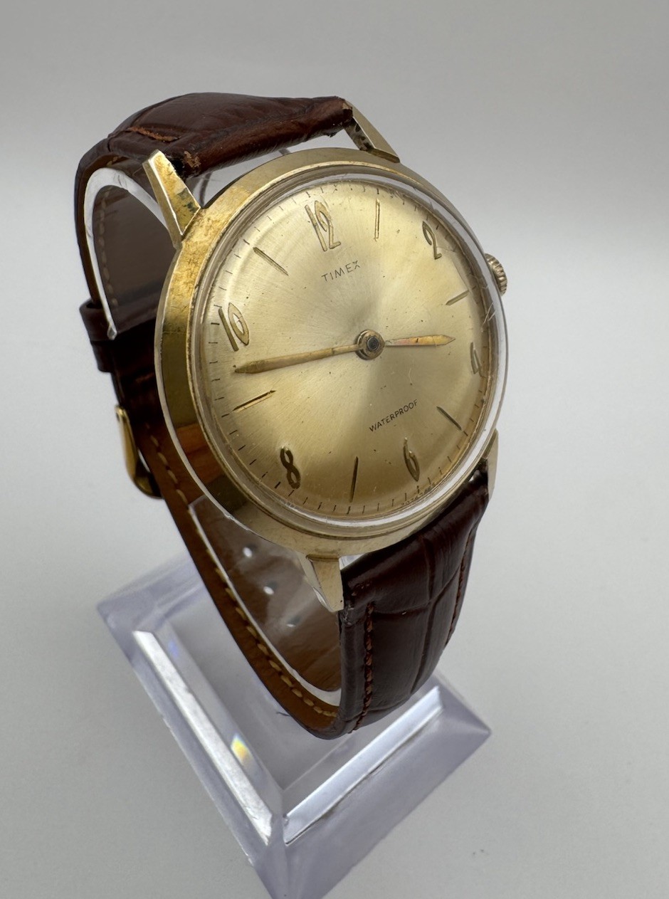 1965 Timex 21 Jewel Vintage Manual Wind Gold Tone Dress Watch Runs Great