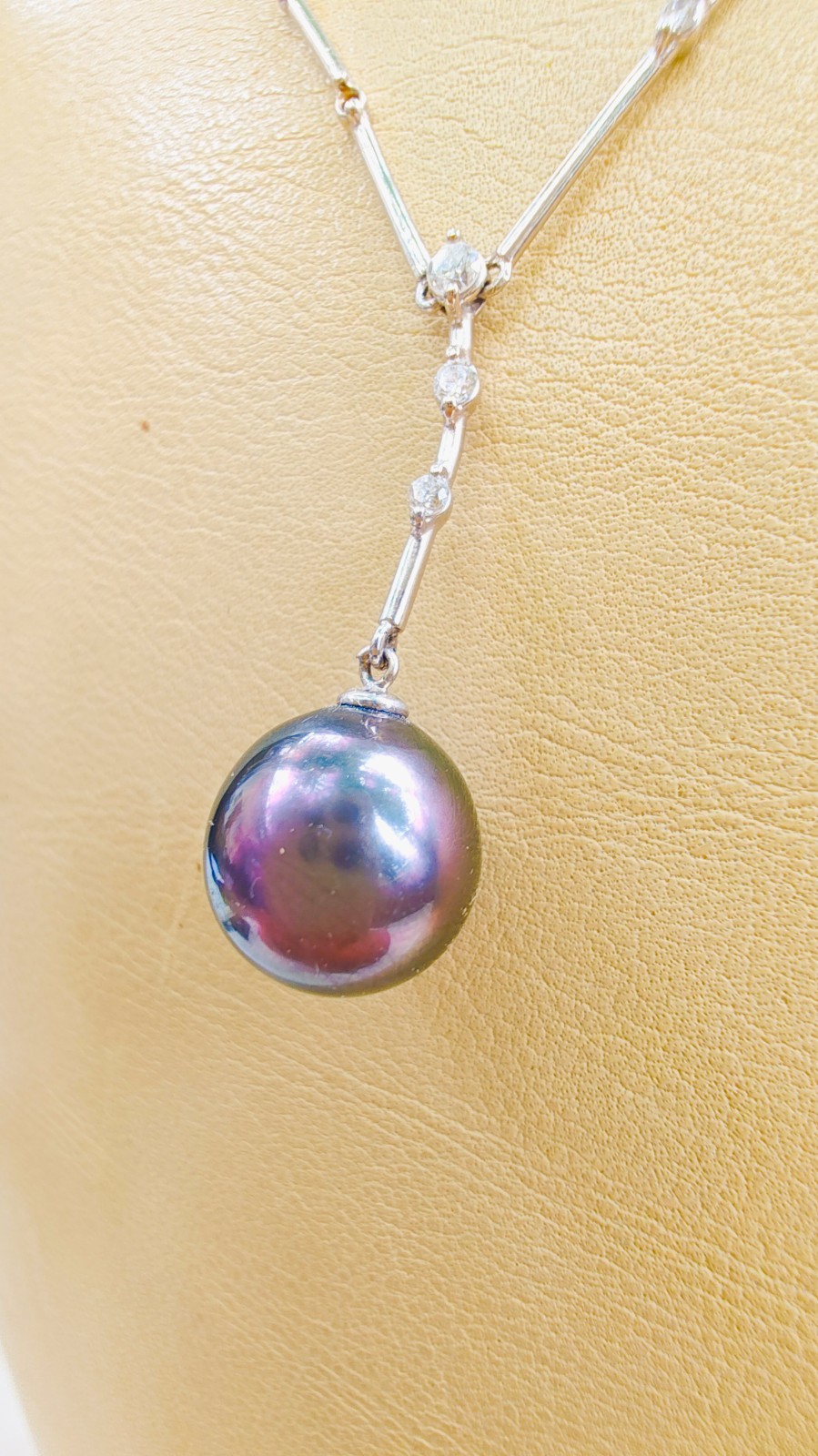 18K White Gold 10.9mm Tahitian Pearl .11ct Diamond Necklace 17” 6.12g