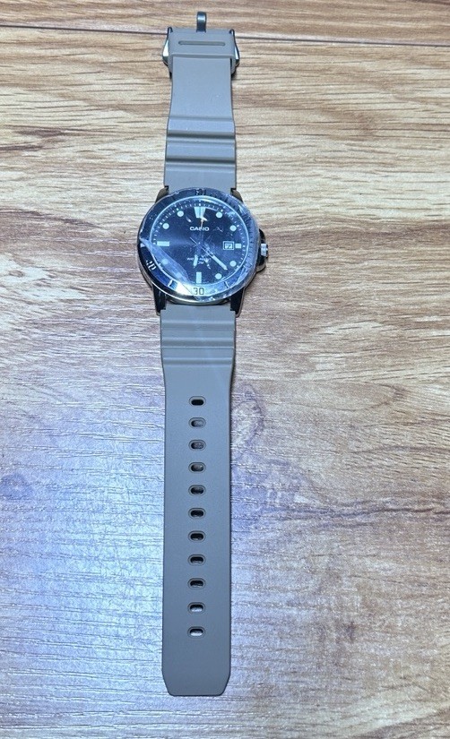 Casio MTP-VD01 Dive Style Watch Quarts