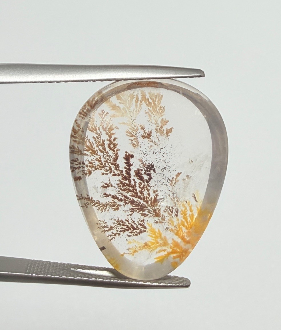 D0077 – Dendritic quartz, Dendrite quartz,Scenic quartz, Landscape quartz,