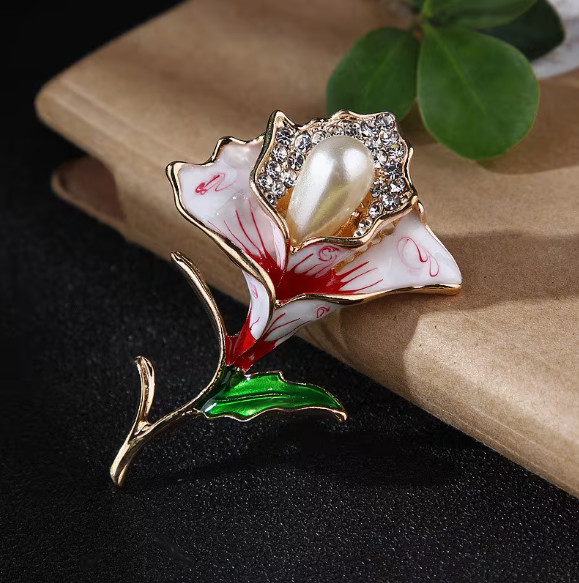 BROOCH-Enamel Brooch with Pearl Rose Design, Rhinestone and Faux Pearl
