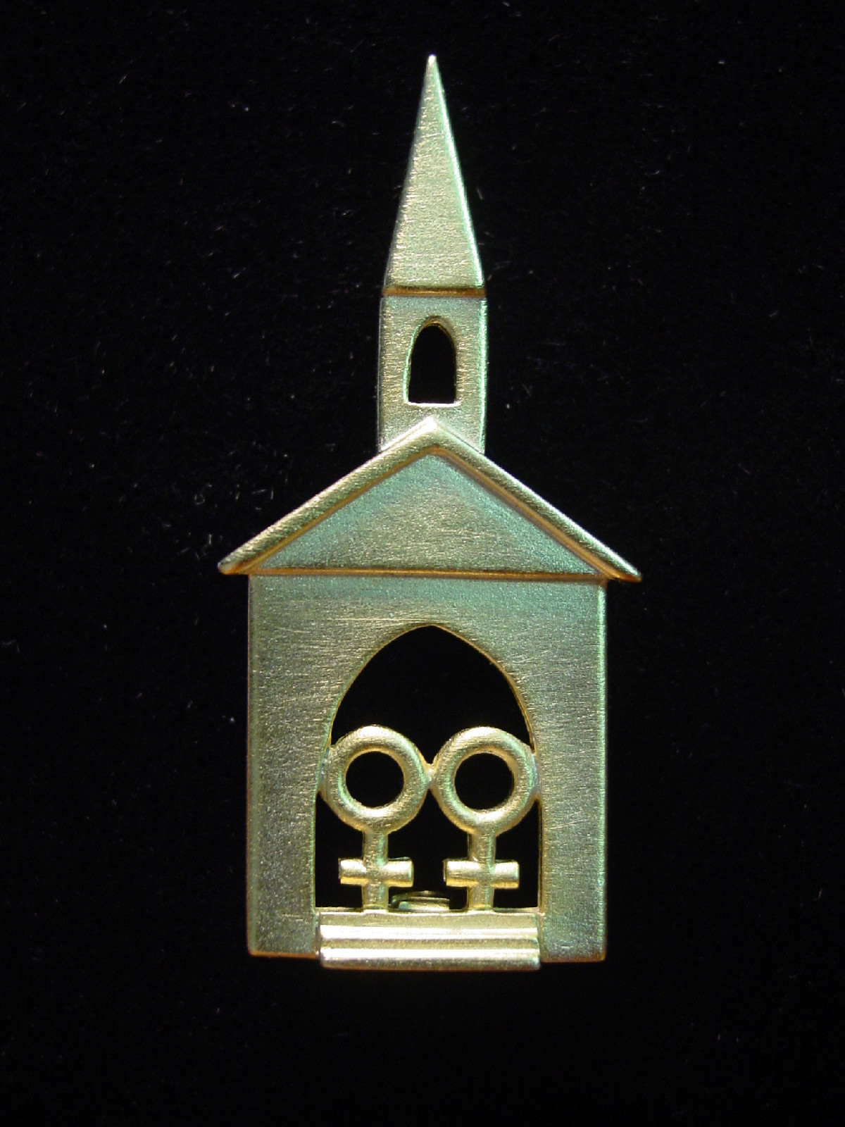 “JJ” Jonette Jewelry Gold Pewter ‘Community Church ~ God’s House’ Pin