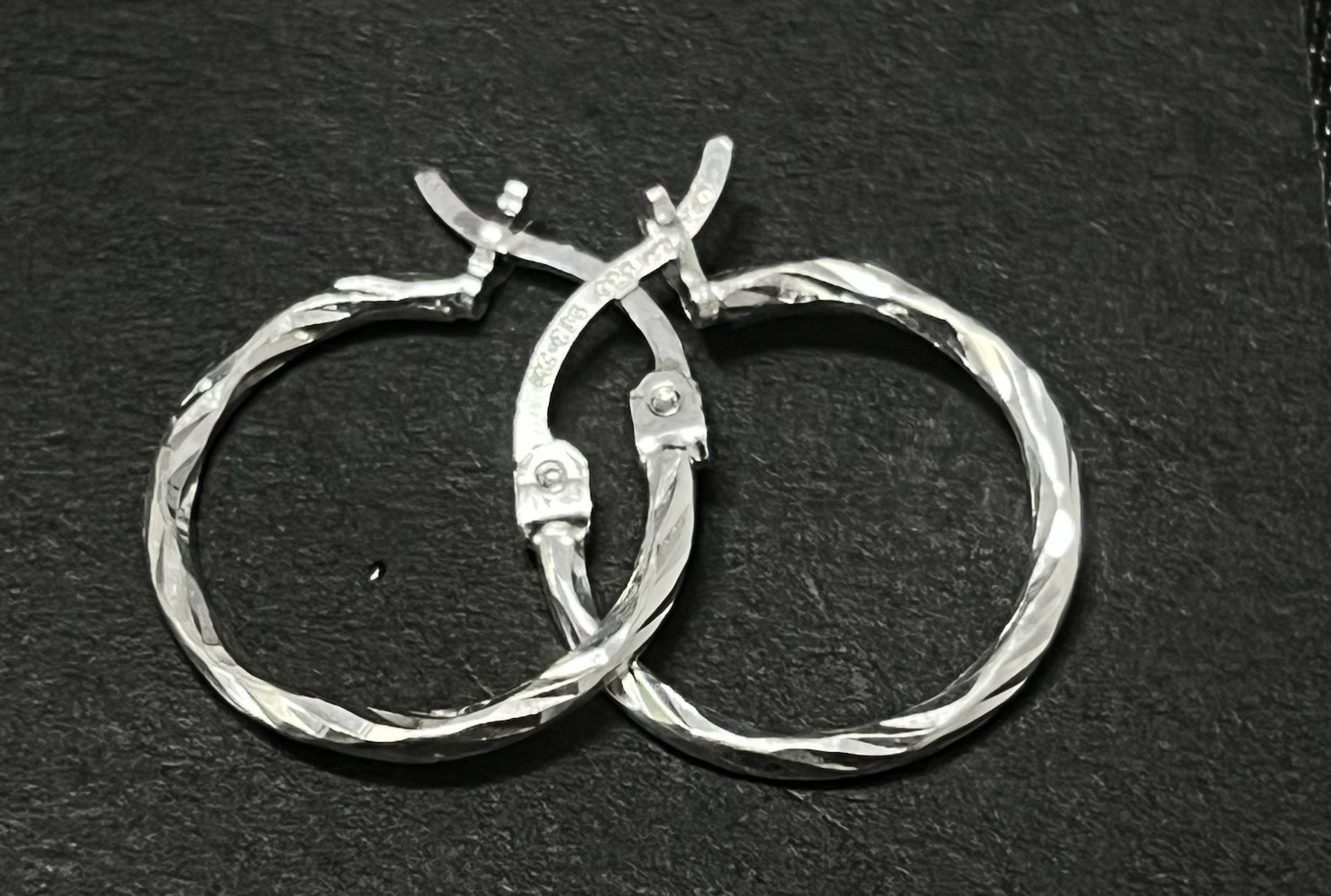 Argollas de Diseño Escultórico en Plata 925, 925 Sterling Silver Hoop Earrings