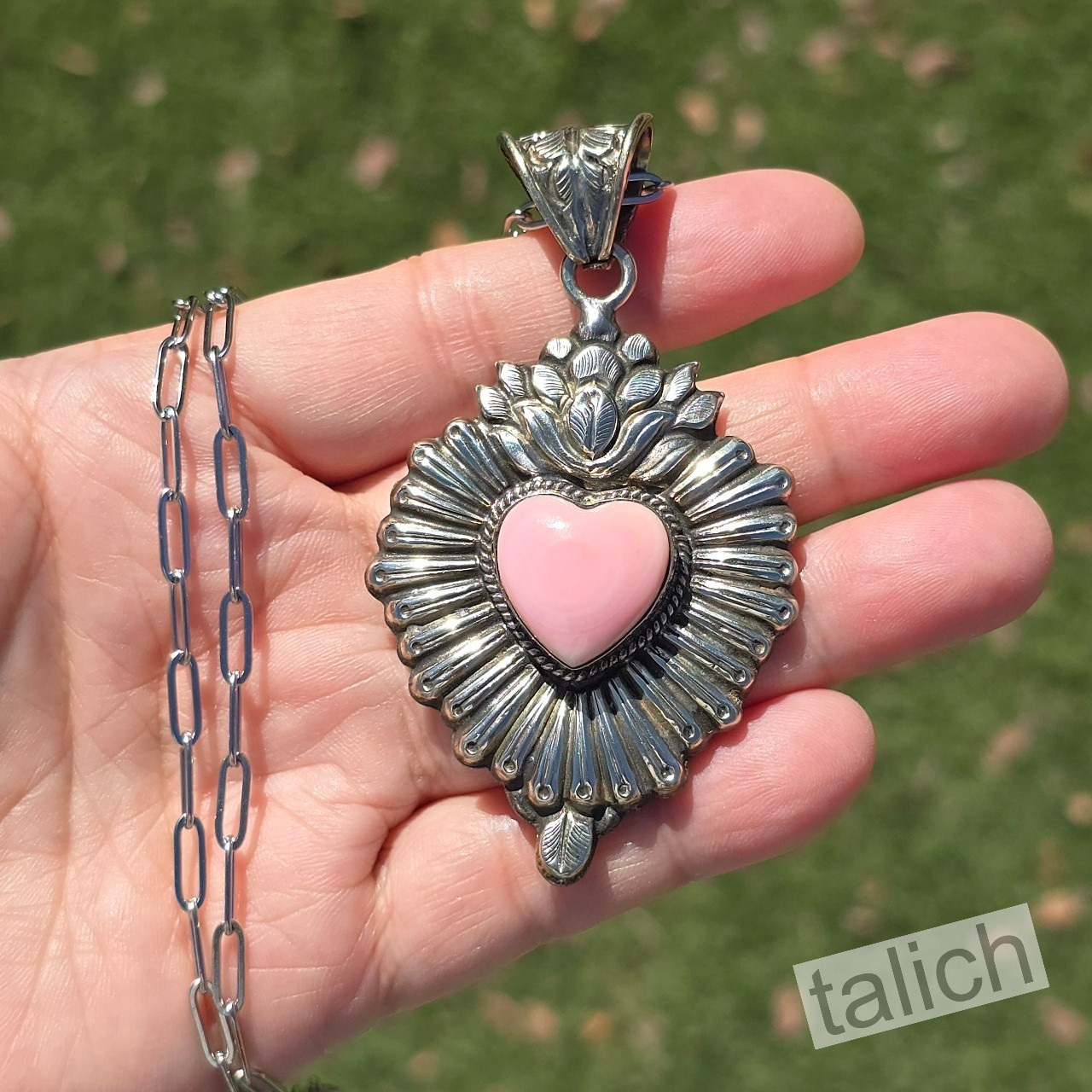 Pink Conch Shell Floral Tibet Silver Sacred Heart Pendant Necklace Unique Gift