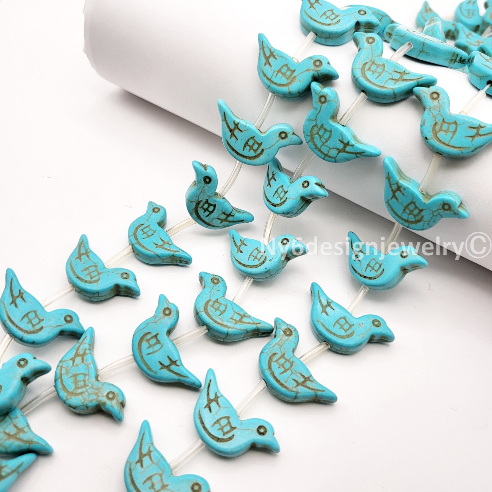Carved Howlite Zuni Bird Animal Beads Charm Magnesite Turquoise Bird 15″ Strand
