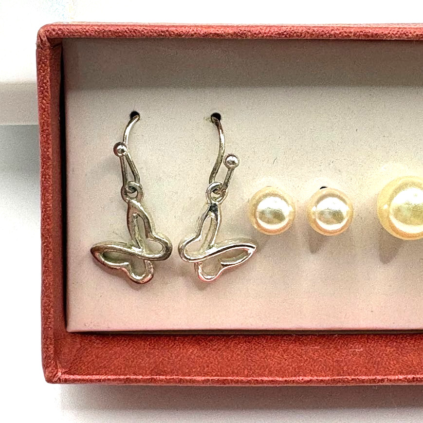 Vintage Avon 7 Pair Assorted Earrings Gift Set with Original Box NOS