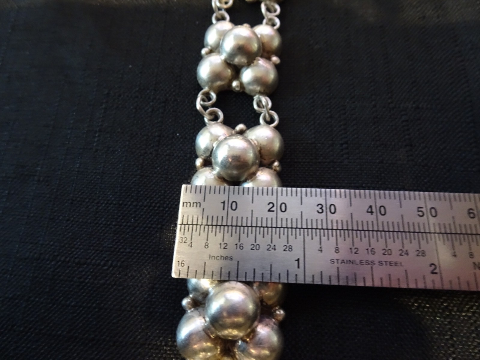 # 506-VINTAGE STERLING SILVER MEXICO SILVER BRACELET-VERY NICE