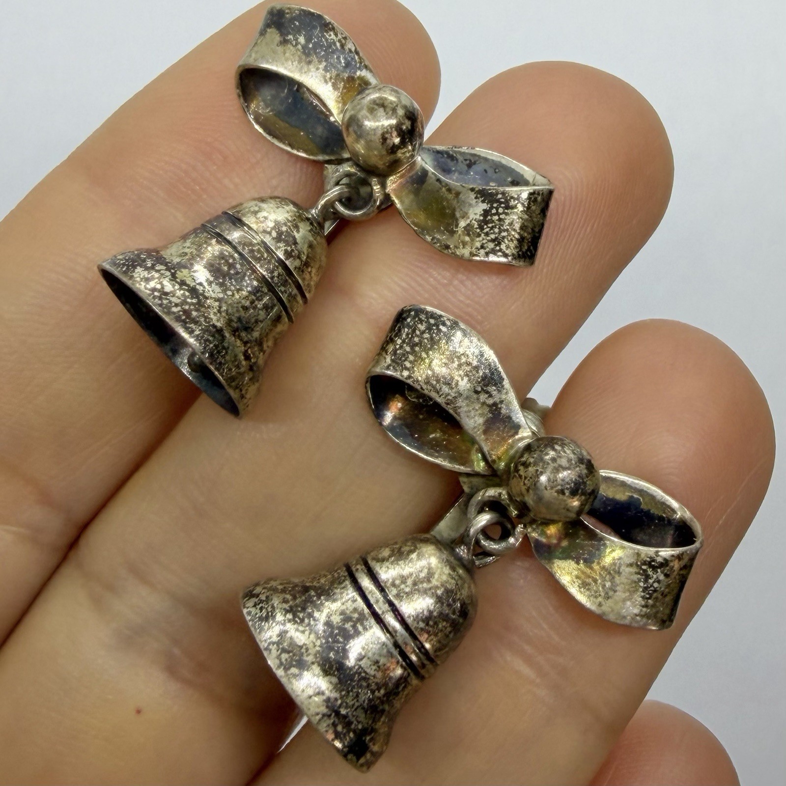 Vtg Damaso Gallegos Sterling Silver Mexico Jingle Bell Bow Earrings Screwback DG