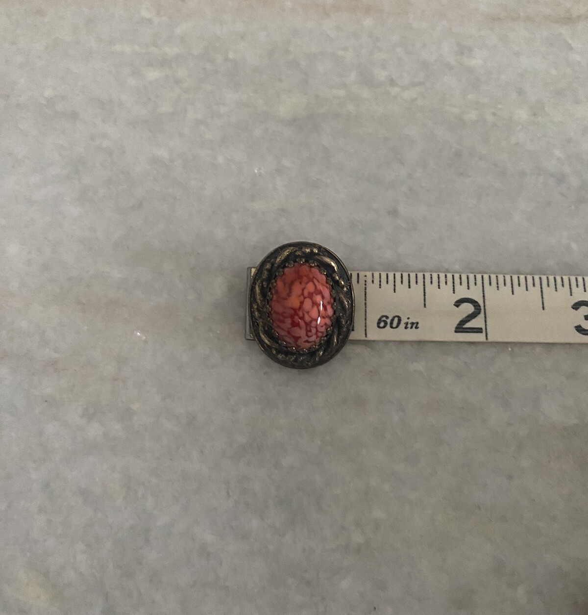 Beautiful Vintage Blood Orange Red Stone Brooch Pin Twisted Frame