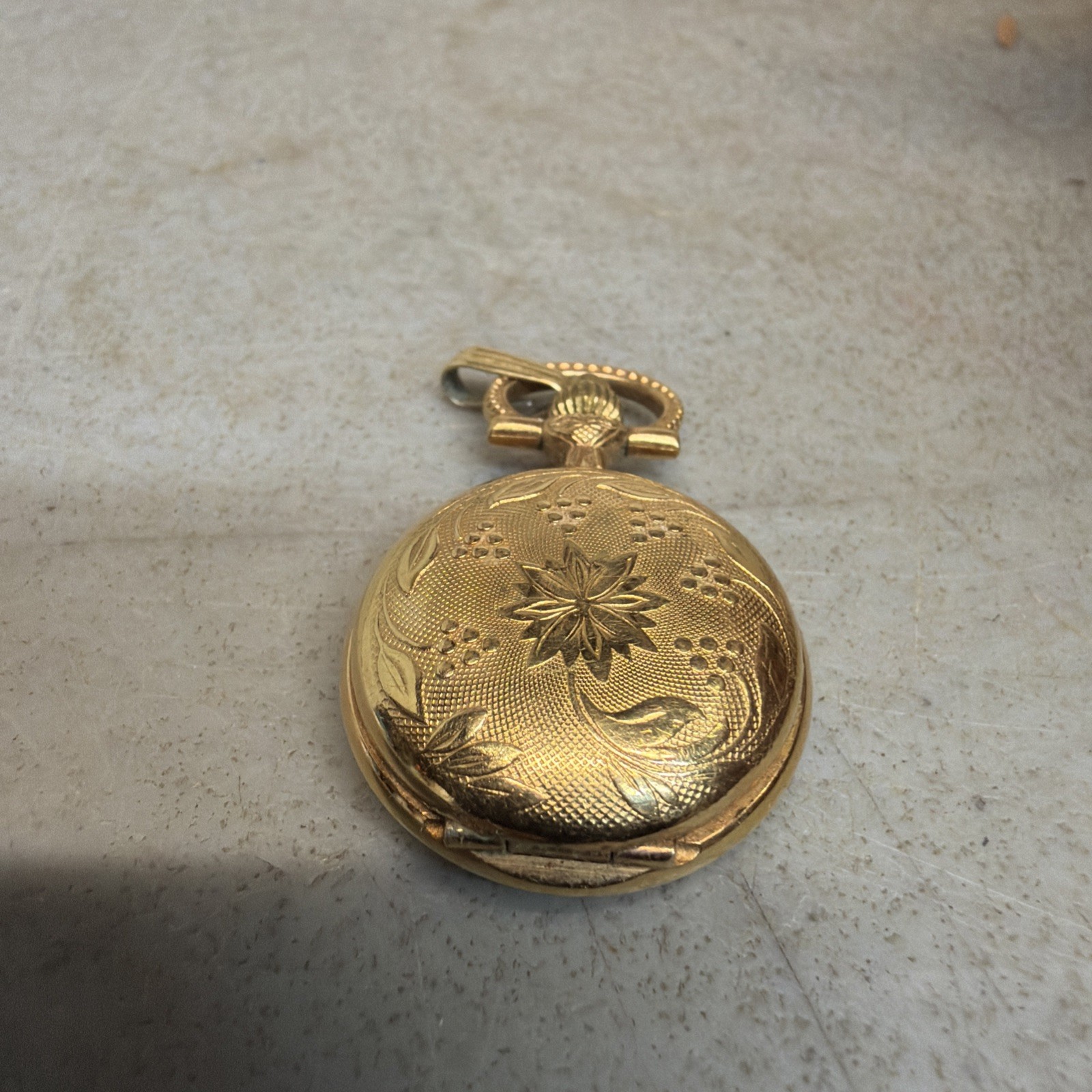 Colibri Pocket Watch Quartz Small Gold Tone Needs Battery