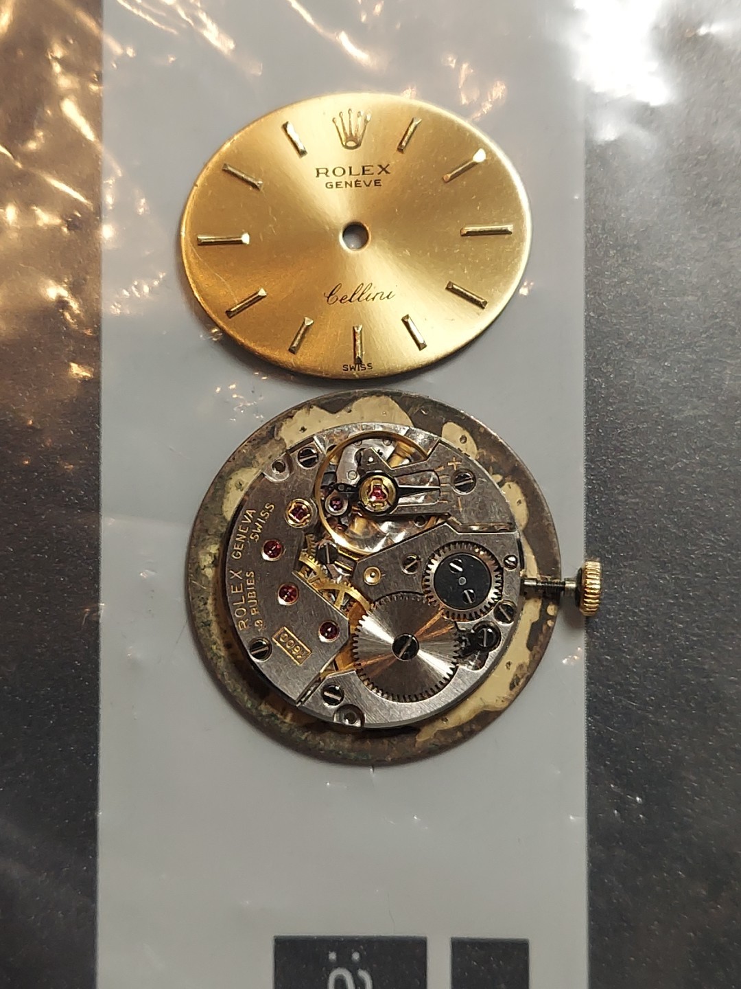 Rolex Cellini Cal 1600 Mens W.Movement 18 K Yellow Gold Dial Hands And Crown