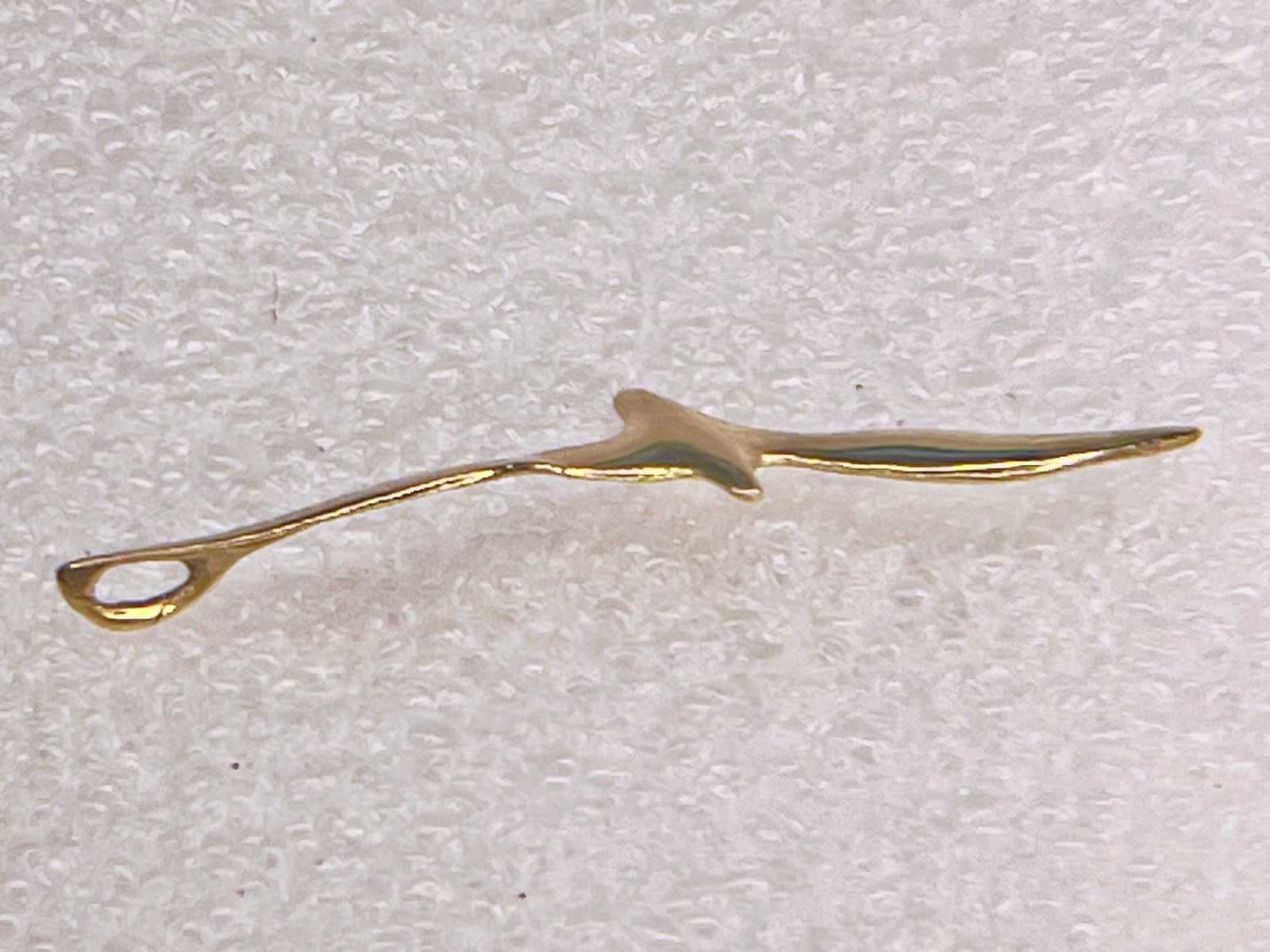 14K Solid Gold Seagull In Flight 40mm x 10mm Pendant Charm 16 inch Necklace