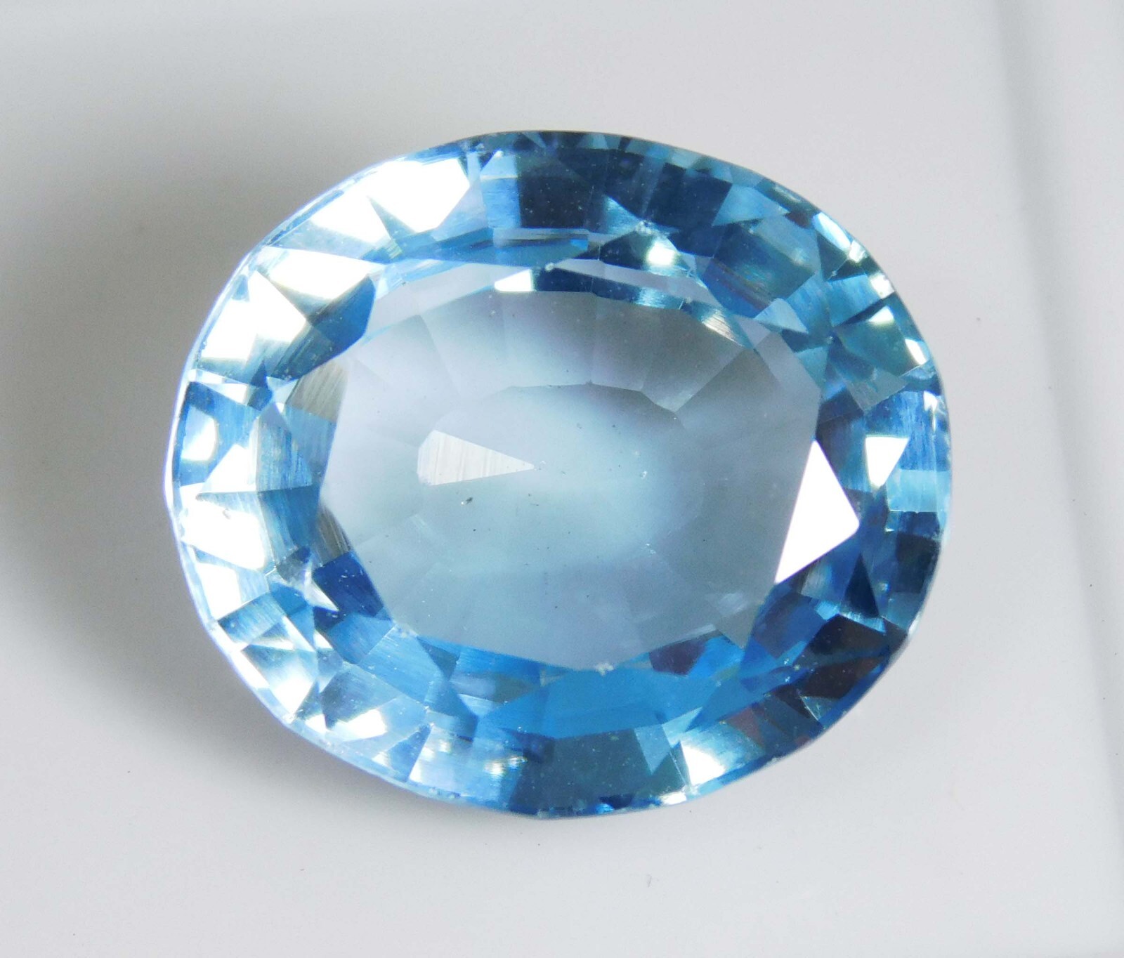 Natural 13.0 Ct Blue Aquamarine Oval CERTIFIED Loose Gemstone