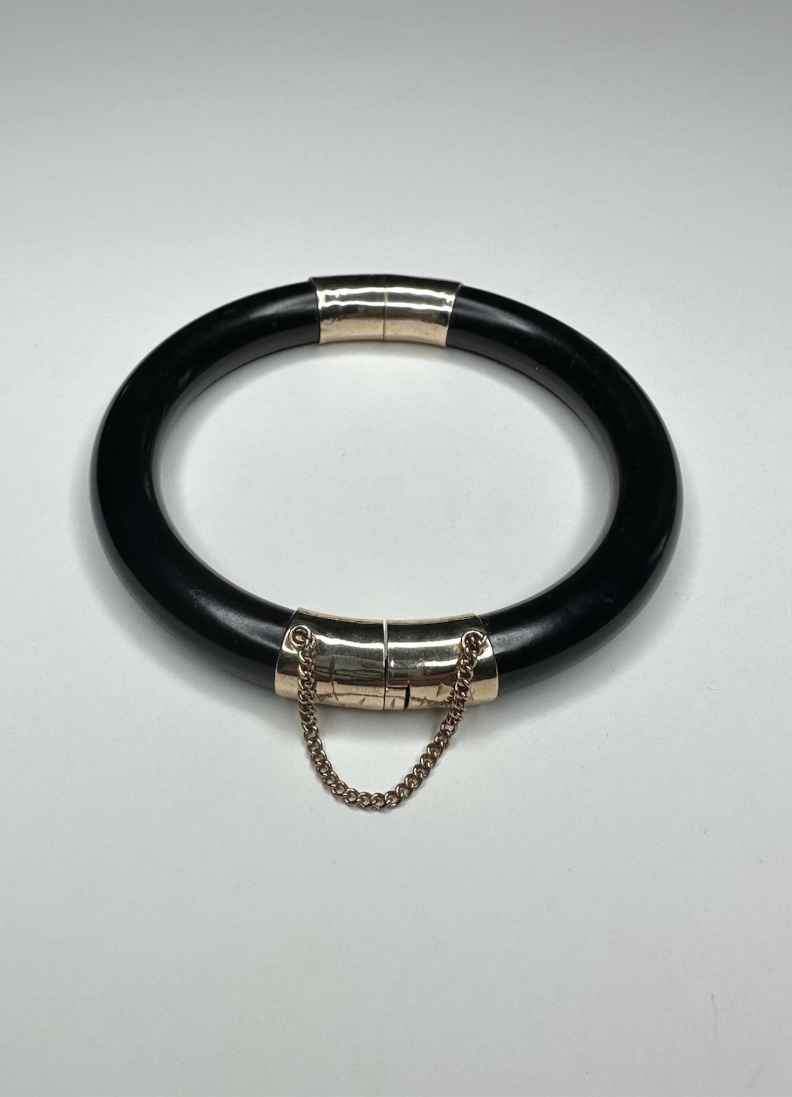 Vintage Black Jade or Onyx Hinged Gold Tone Bangle Bracelet w/ Push Lock /Chain