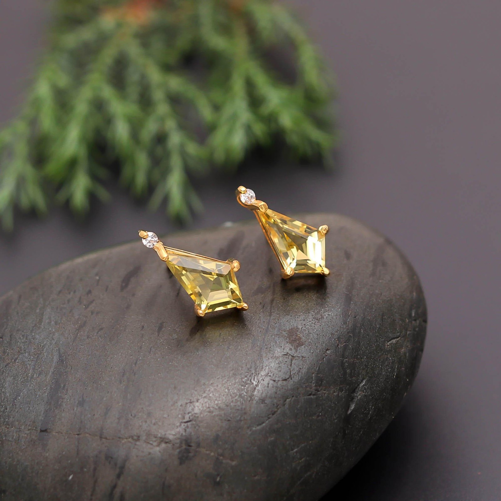 Natural Lemon Quartz Kite Stud Earrings Gold Plated 925 Sterling Silver Jewelry