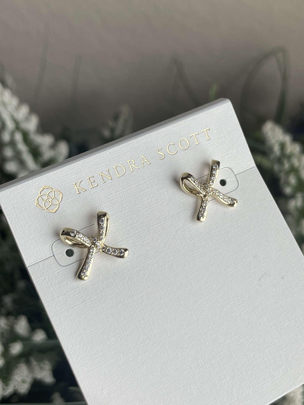 Kendra Scott Gold Tone Sasha Stud Earrings Bow Design Clear Crystals New W/ Tag
