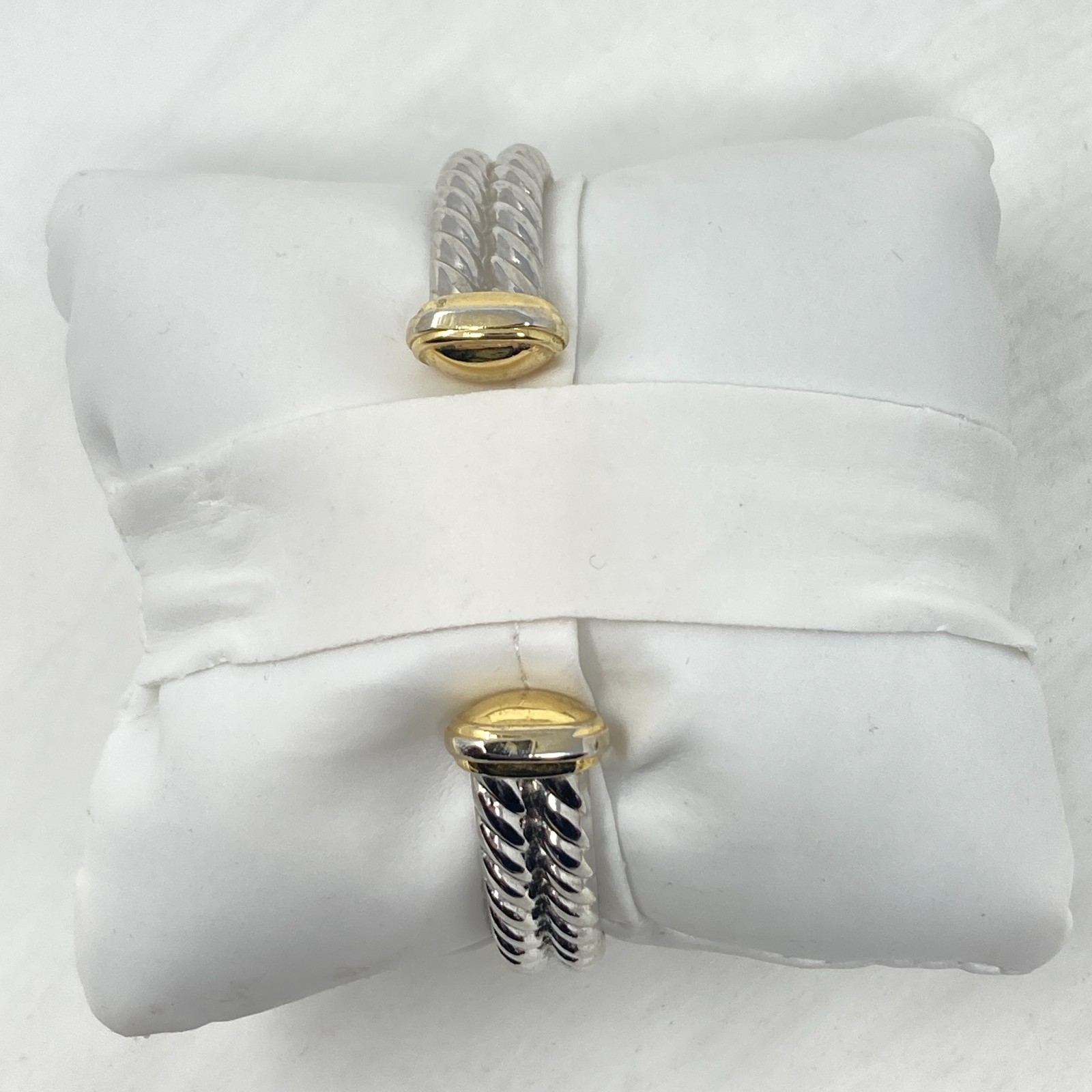 Style & Co Women Watch Silver Gold Tone Crystals Twisted Cable Cuff New Battery