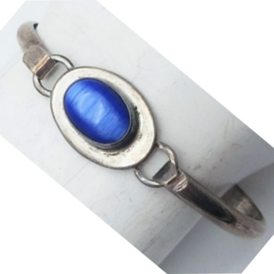 Vtg 925 Chrysoberyl Blue Cat’s Eye Cabachon Bangle 925 Sterling Silver Mexico