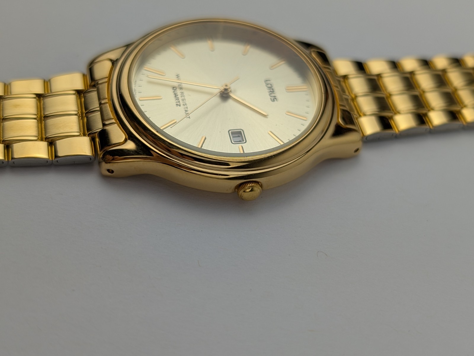 Vintage Lorus V732-0A90 Quartz Mens Watch Analog, NOS Condition UNTESTED
