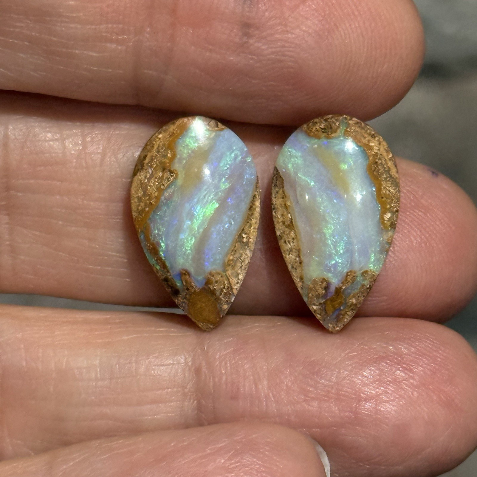 12.2ct 18×10.6×5.3mm Rare Pair Crystal Pipe Australian Boulder Opal Cabochon Gem