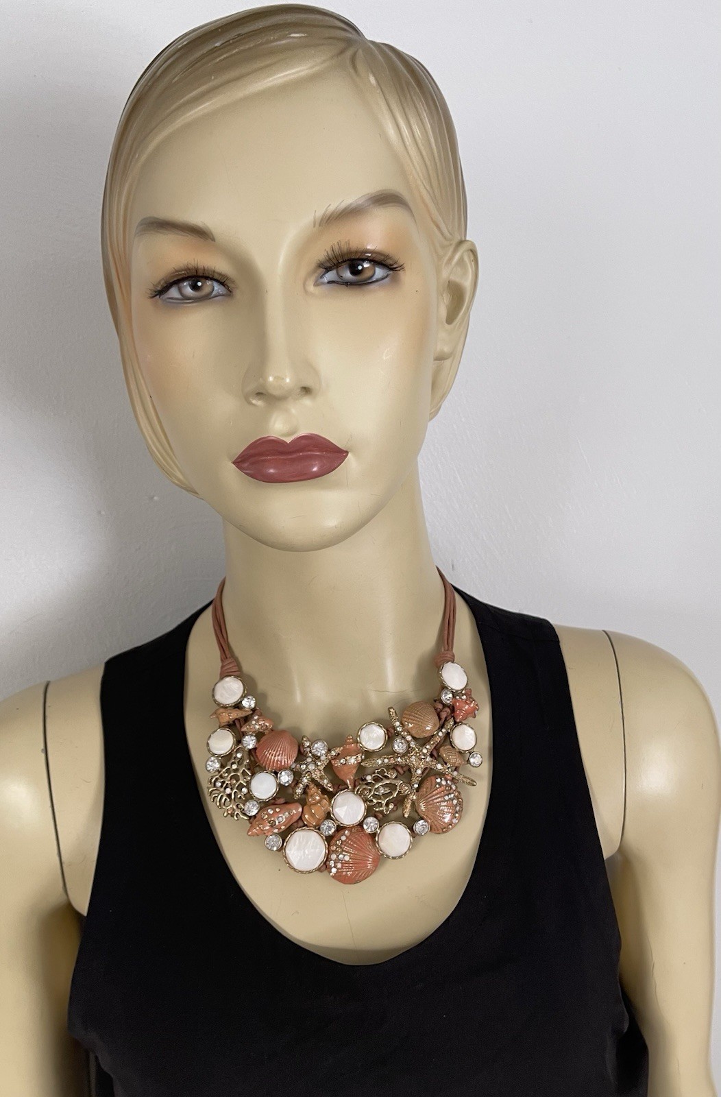 ST THOMAS Nautical Shell Beach Ocean Theme Statement Bib Necklace 18” to 20”