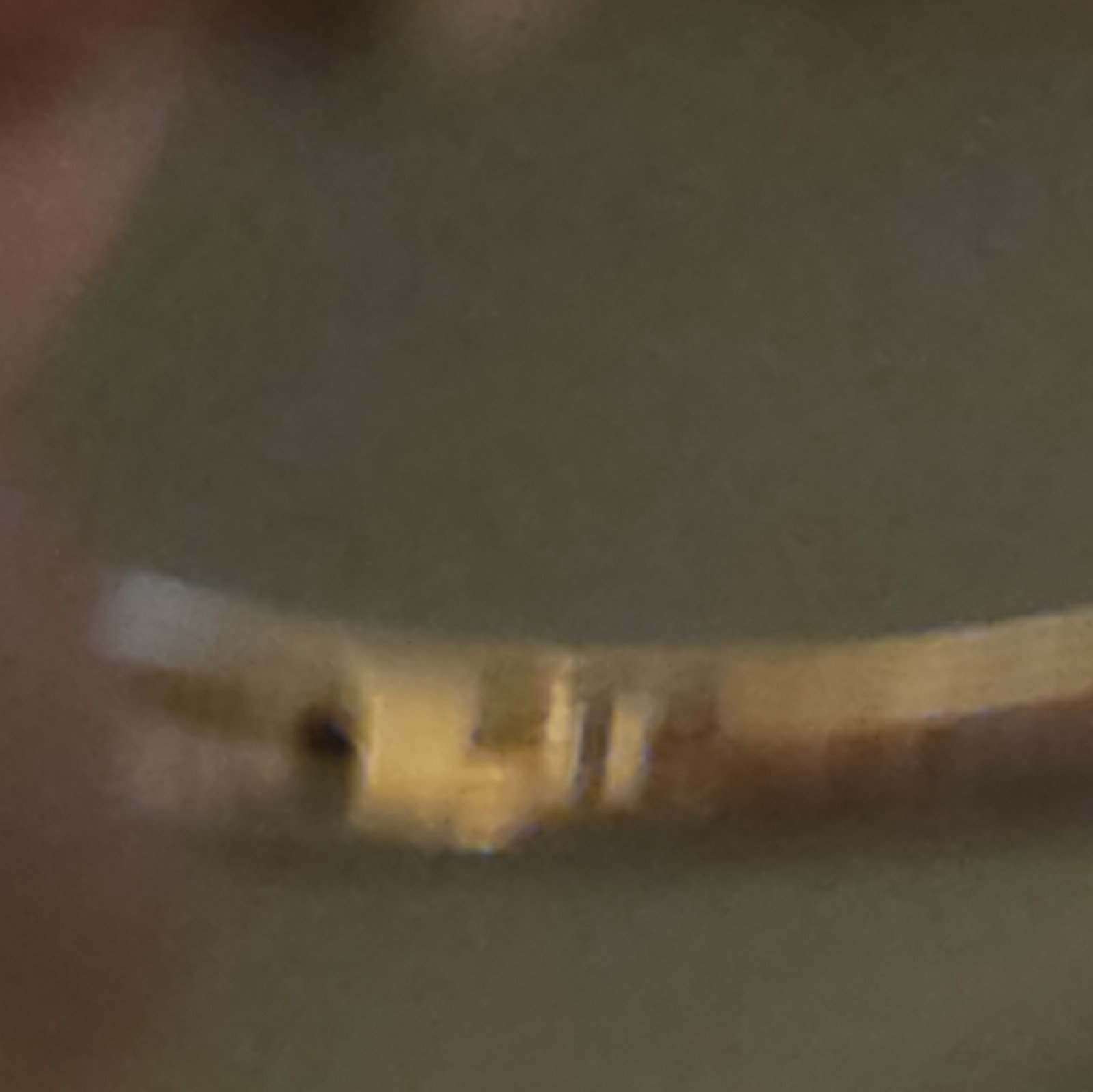 925 Silver Ring Size 6.5 Lab Created Saphire w Synthetic Emerald Accents