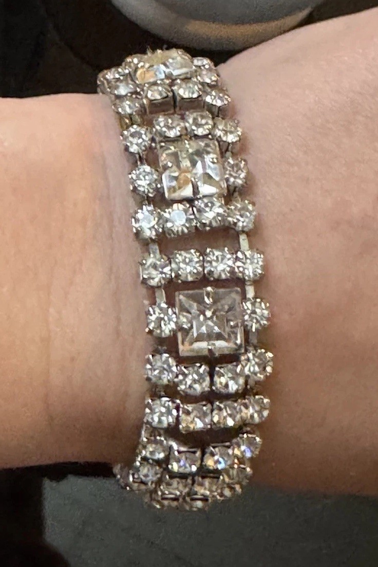 Vintage Weiss? Wide Silver Tone Domed Rhinestone Bracelet 4 Row