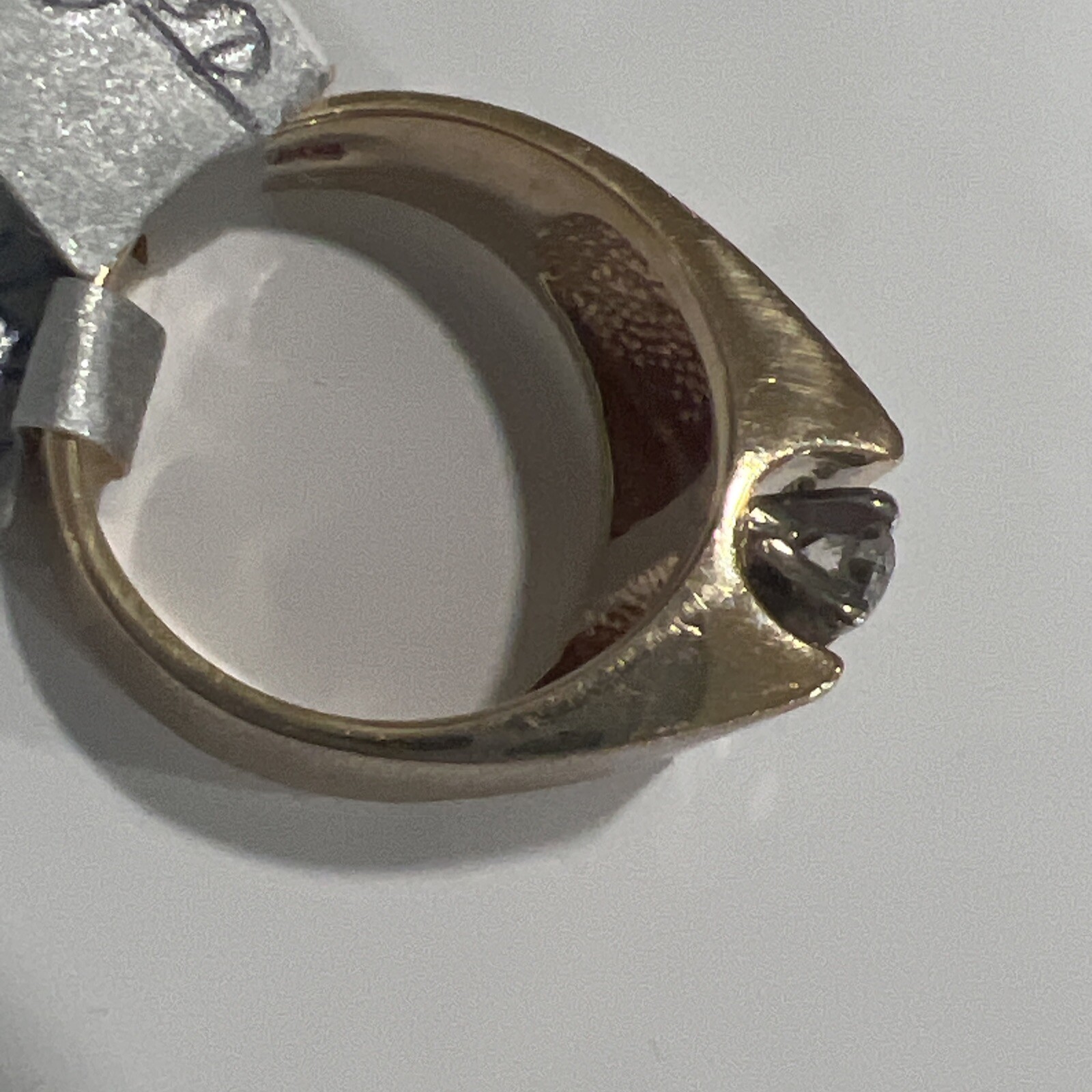 Men’s 10 KT Solid Gold 3 Diamond’s Large BRUSHED Band RING Size 10 STAMPED NEW