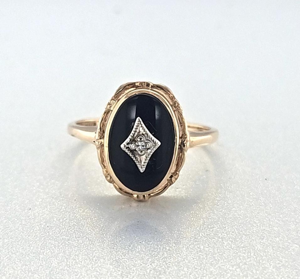 10K Yellow Gold Black Onyx & Diamond Vintage Style Ring 2.56G Size 7 (GAL157497)