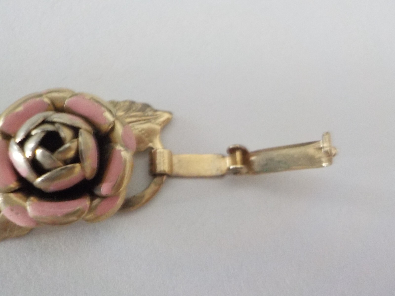 Vintage 1960’s Pink Rose Gold Bracelet 7″