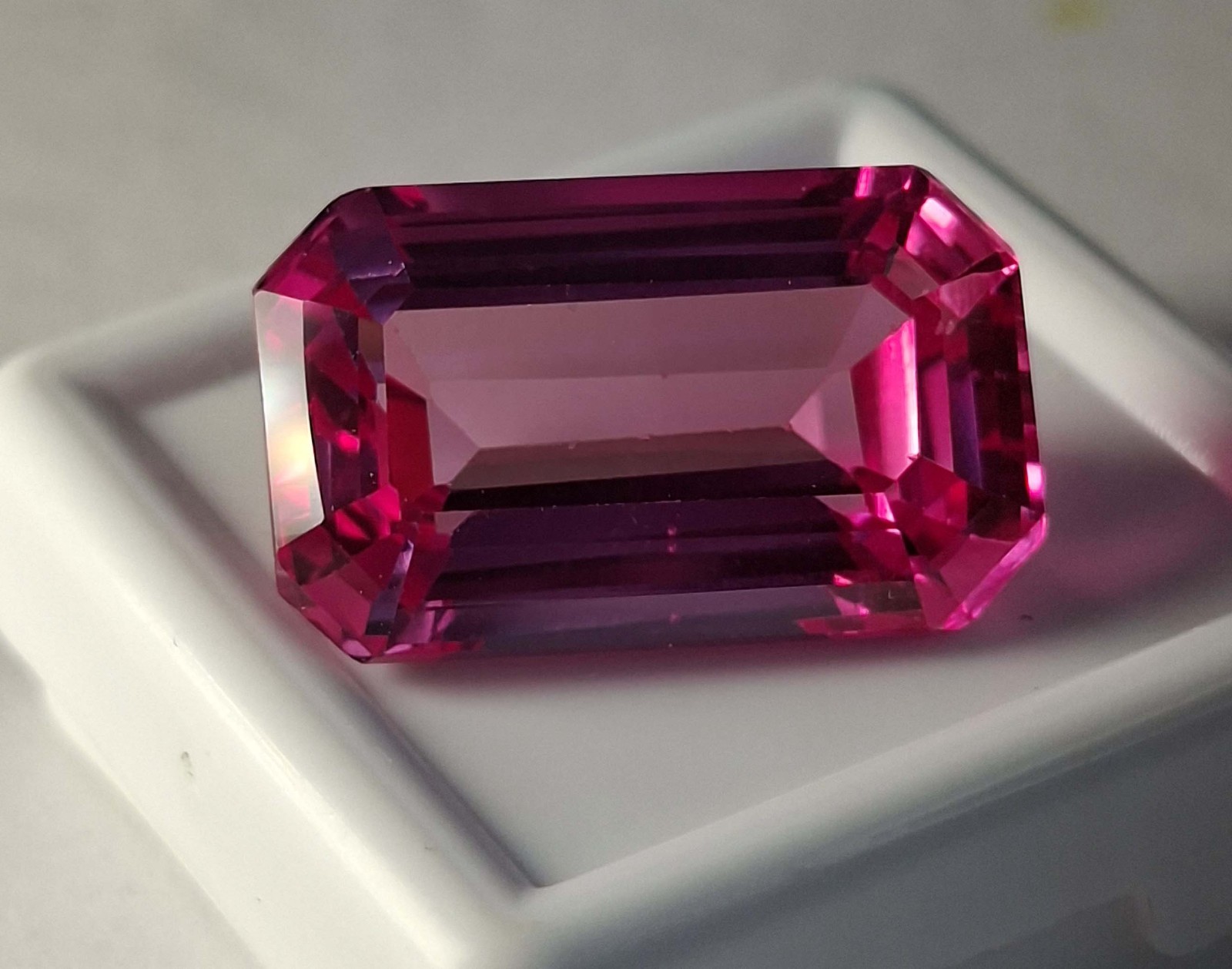 Certified Emerald Cut Shine Pink 20-22 Ct Natural Spinel Loose Gemstone SB636