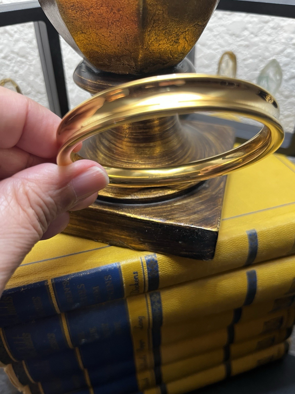 Milor Italy 14K Gold Resin Core 8mm Glossy Bangle Bracelet 22.8g Size 7.5