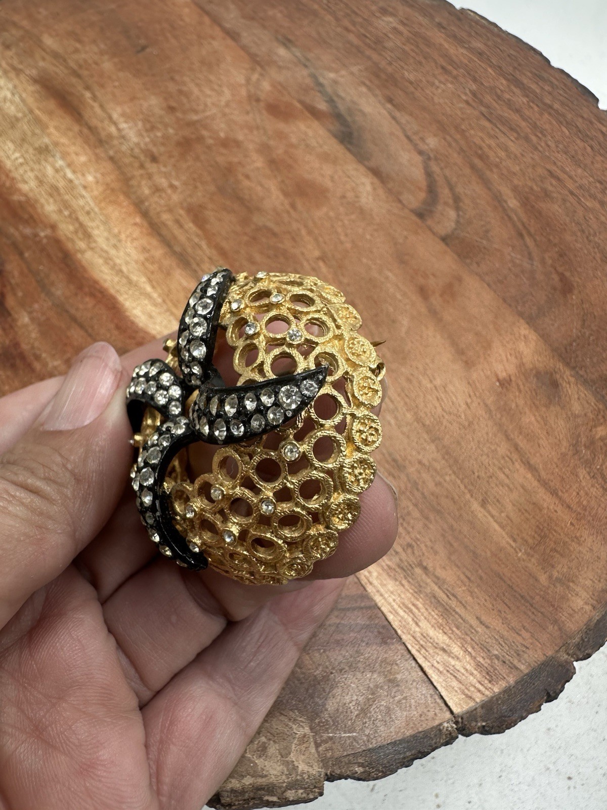 Vintage Art Deco Dome Gold Tone Rhinestone Brooch Pin