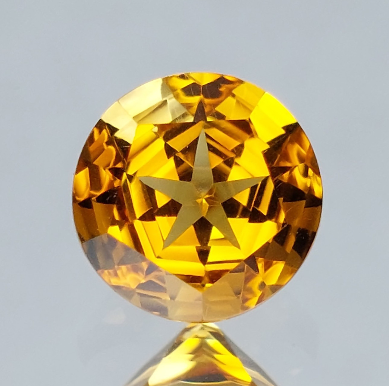 2.00 Cts Natural Golden Yellow Citrine Round Shape Loose Gemstone