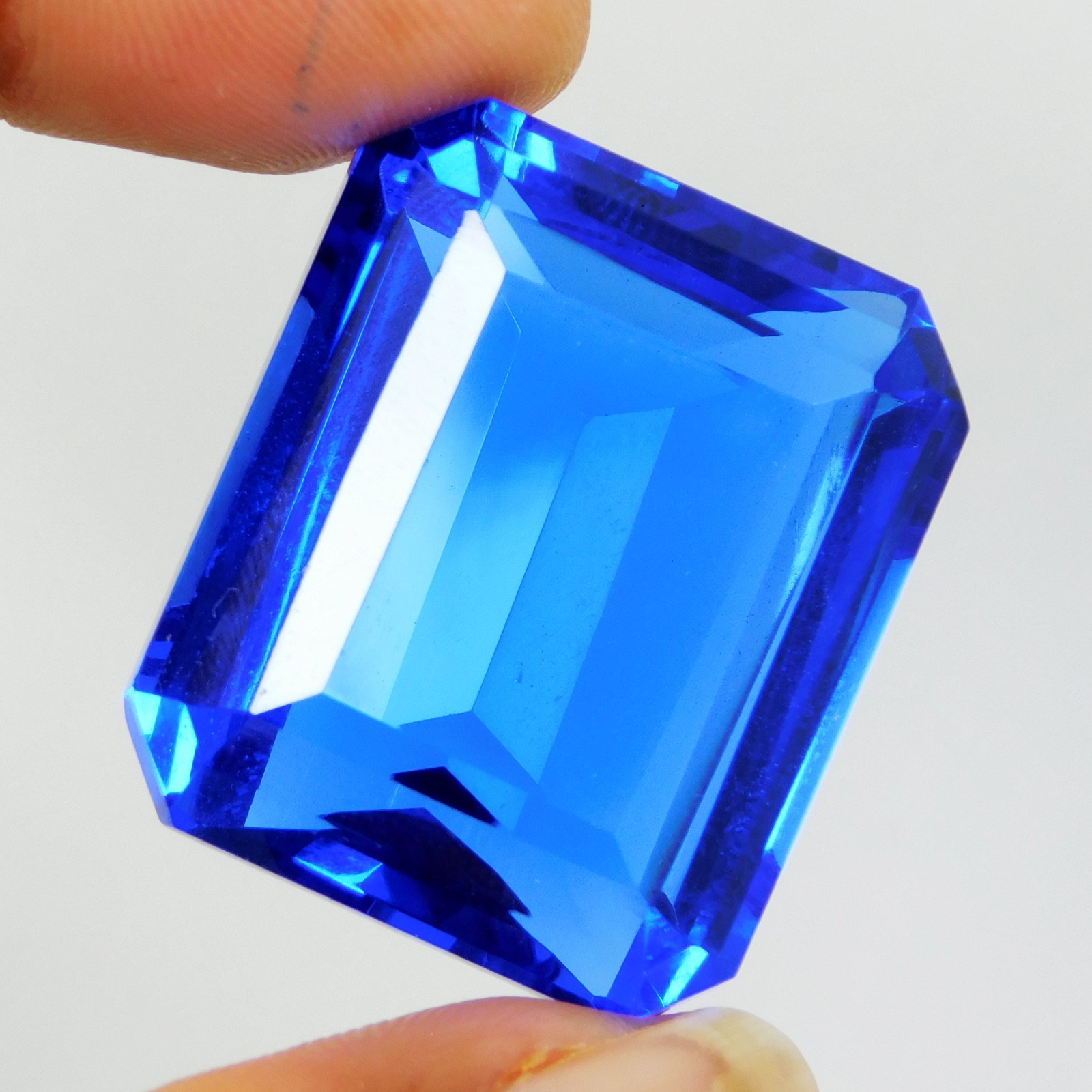 Certified 106.50 Ct Natural Blue Tanzanite AAA+ Grade Stunning Loose Gemstone