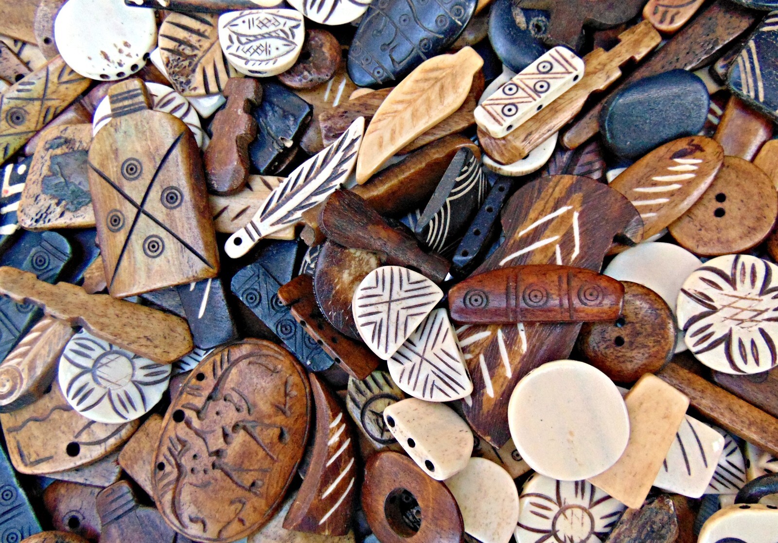 BONE BEAD MIX 1/2 pound (8 oz) ASSORTMENT of Shapes/Size/Colors/Design/Texture