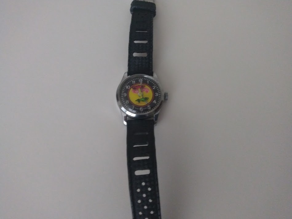 Vintage 1970’s Mattel Hot Wheels Redline Swiss Made Watch / DOES NOT WORK